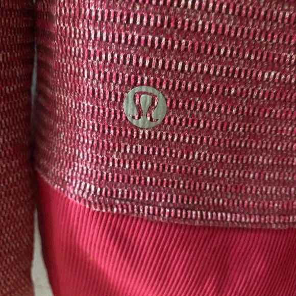 Lululemon 1/2 zip Size 8 EUC - Picture 4 of 5